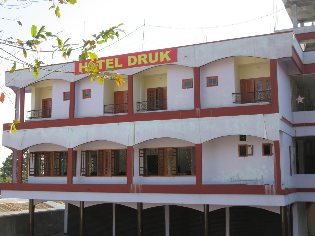 Hotel Druk Bhalukpung ภายนอก รูปภาพ
